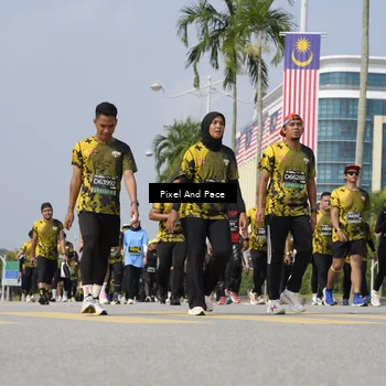 Runner Photo 6511484