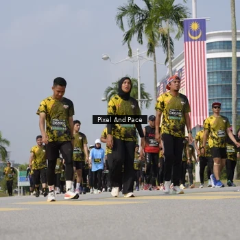 Runner Photo 6511495