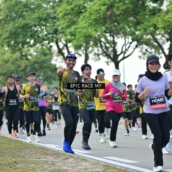 Runner Photo 6511628