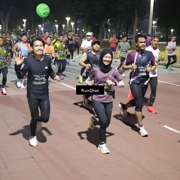 Runner Photo 6511648