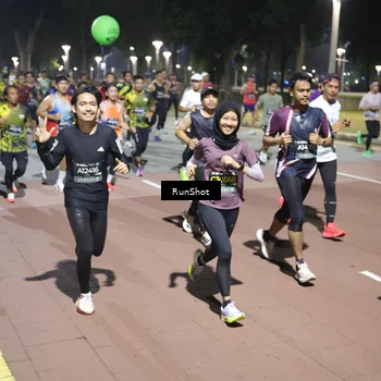 Runner Photo 6511653