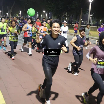 Runner Photo 6511690