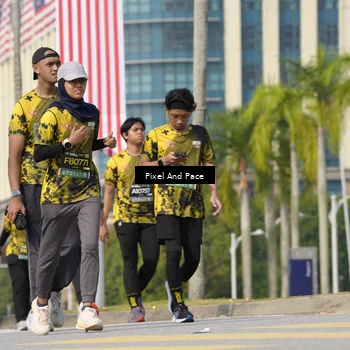 Runner Photo 6511692