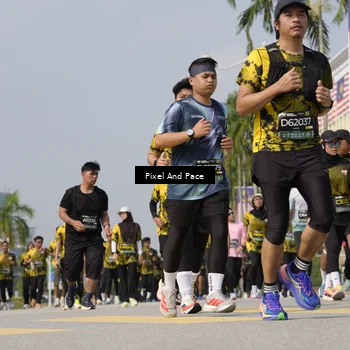 Runner Photo 6511760