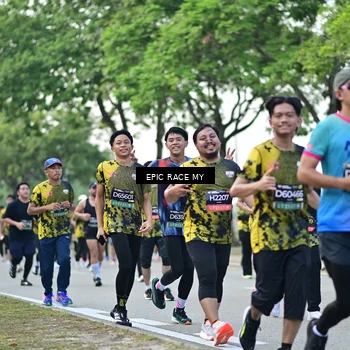 Runner Photo 6511824