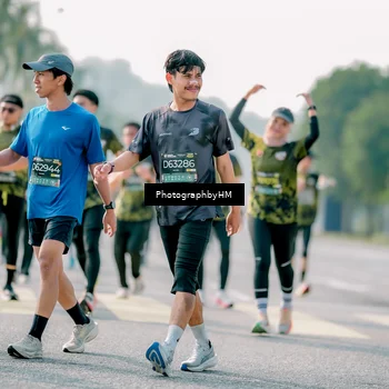 Runner Photo 6512029