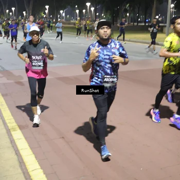 Runner Photo 6512034