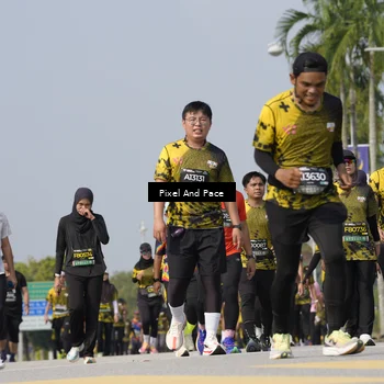 Runner Photo 6512035