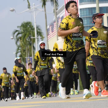 Runner Photo 6512082