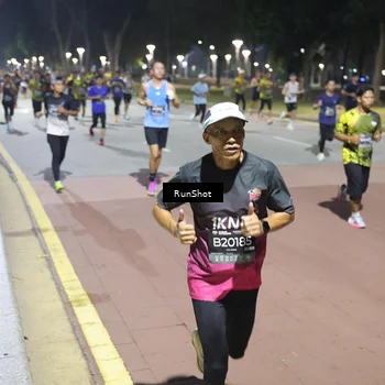 Runner Photo 6512090