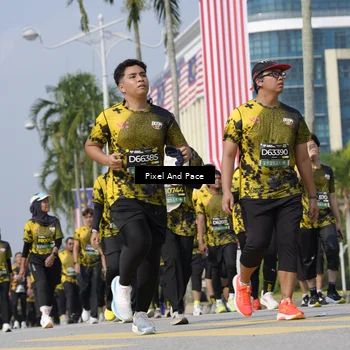 Runner Photo 6512112