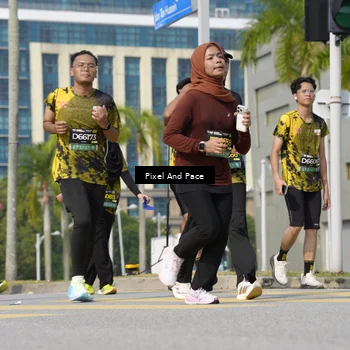 Runner Photo 6512115