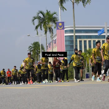 Runner Photo 6512142