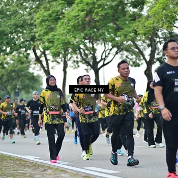 Runner Photo 6512180