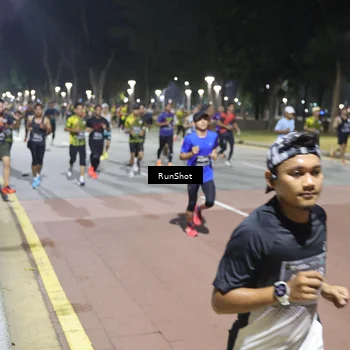 Runner Photo 6512192
