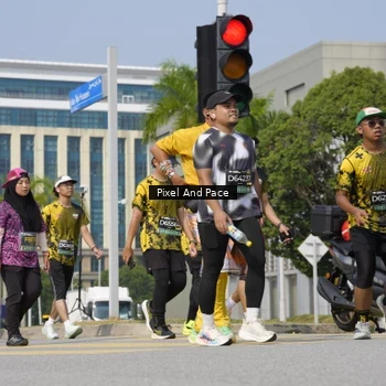 Runner Photo 6512231