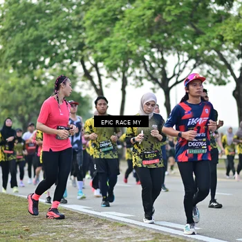 Runner Photo 6512237