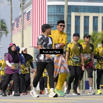 Runner Photo 6512256
