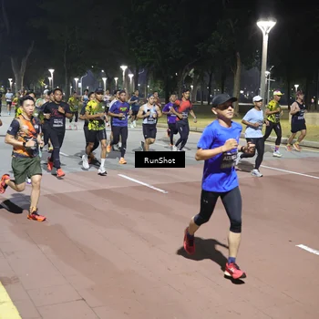 Runner Photo 6512257