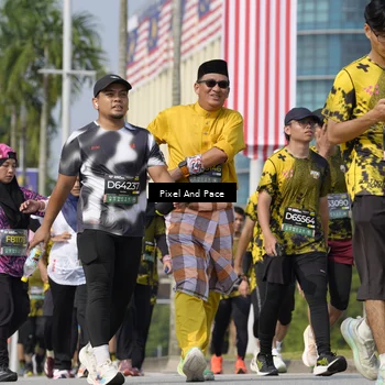 Runner Photo 6512272