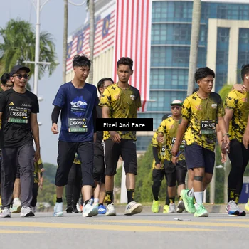 Runner Photo 6512332