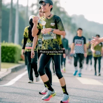 Runner Photo 6512335