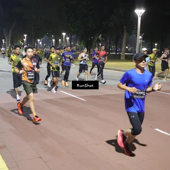 Runner Photo 6512343