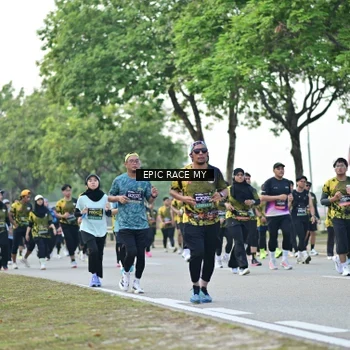 Runner Photo 6512357