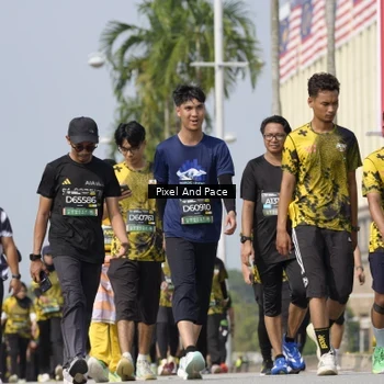 Runner Photo 6512382