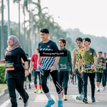 Runner Photo 6512398