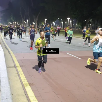 Runner Photo 6512422