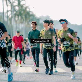 Runner Photo 6512432