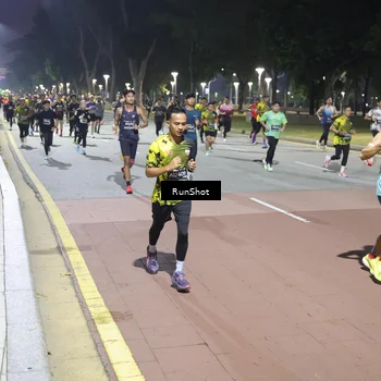 Runner Photo 6512433