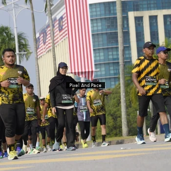 Runner Photo 6512437
