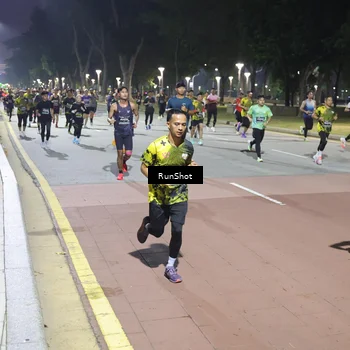 Runner Photo 6512492