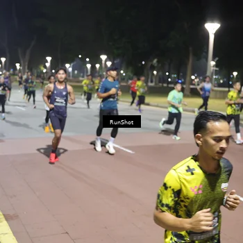 Runner Photo 6512514