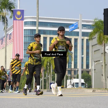 Runner Photo 6512546