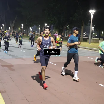 Runner Photo 6512565