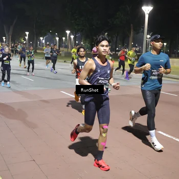 Runner Photo 6512636