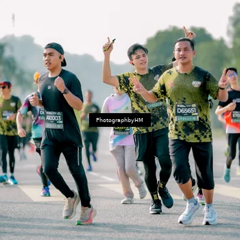 Runner Photo 6512675