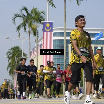Runner Photo 6512744