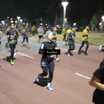 Runner Photo 6512758
