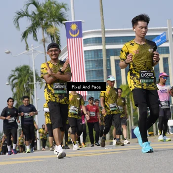 Runner Photo 6512770