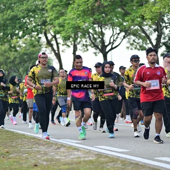 Runner Photo 6512792