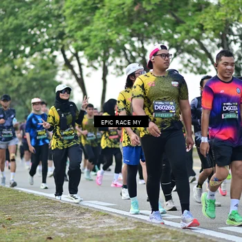 Runner Photo 6512856