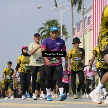 Runner Photo 6512864
