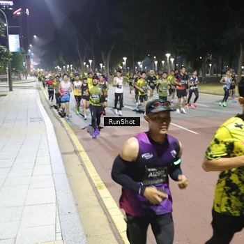 Runner Photo 6512937