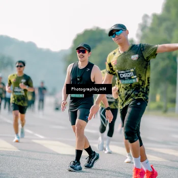 Runner Photo 6513003