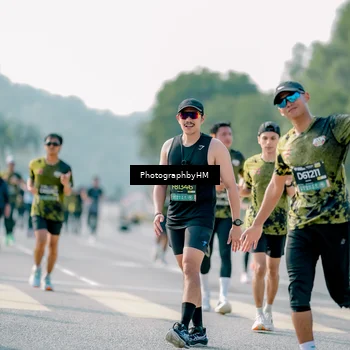 Runner Photo 6513018