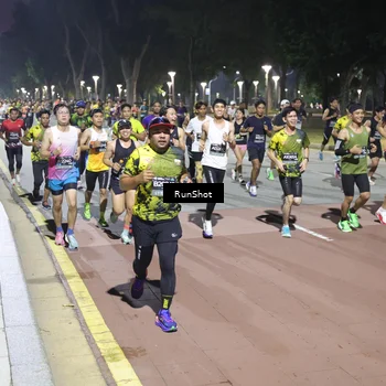 Runner Photo 6513019